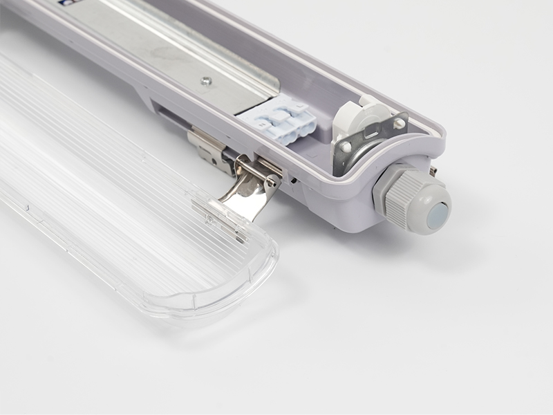 China LED Tri-Proof Lights Factory Direct OEM Service