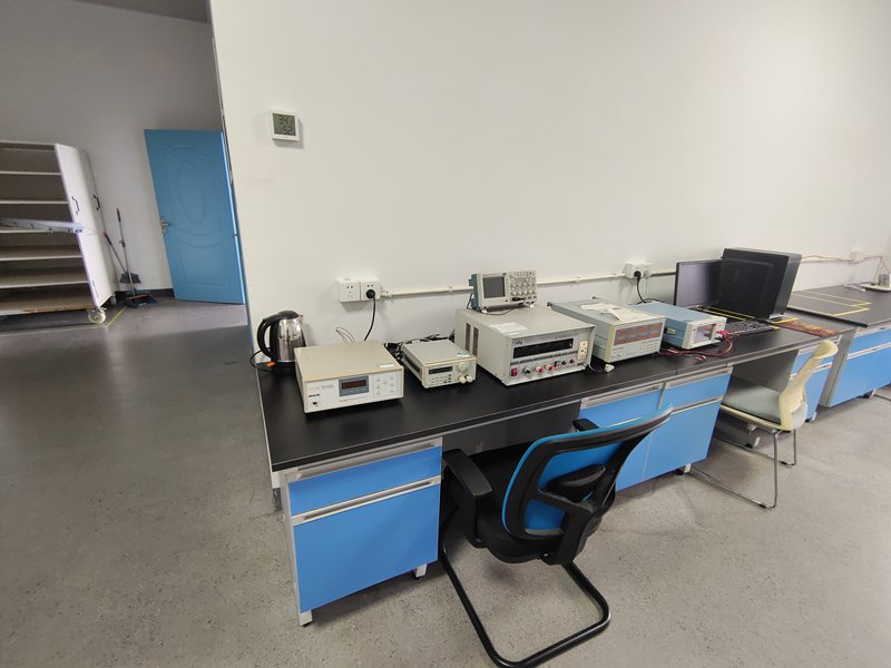 img 1 of Test Equipment